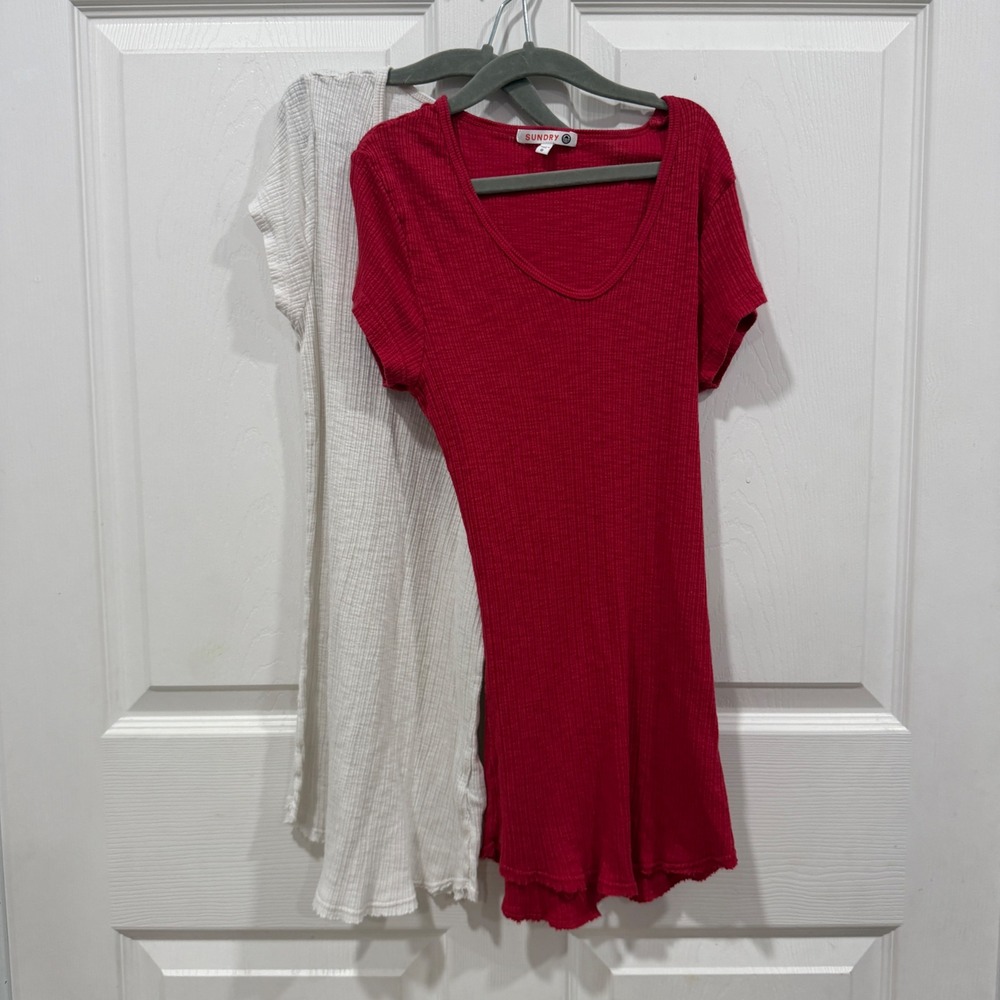Sundry Ribbed Scoop Neck Tee Bundle Red White Size 0 Short Sleeve Lettuce Hem